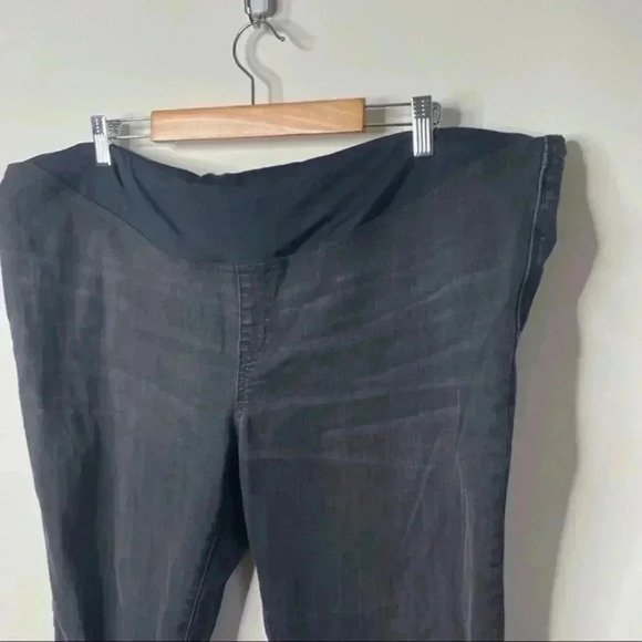 Madewell Maternity Over-the-Belly Skinny Jeans in Gray - Picture 4 of 8